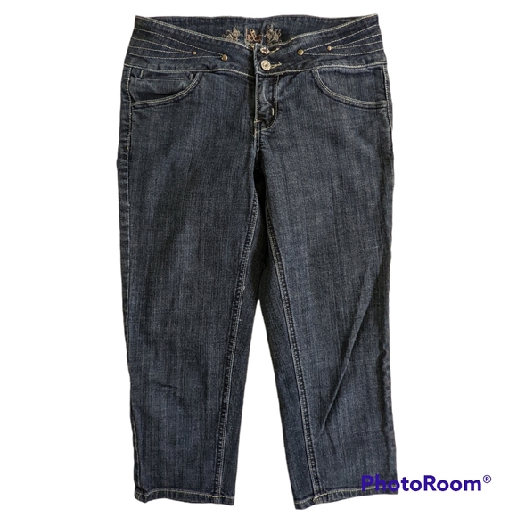 H&G Capris Junior Women's Sz 3 Blue Medium Wash Denim Stretch Jeans Studs Bling - Picture 15 of 16